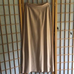 ESCADA, long knit skirt, sz4, tan, dry cleaned